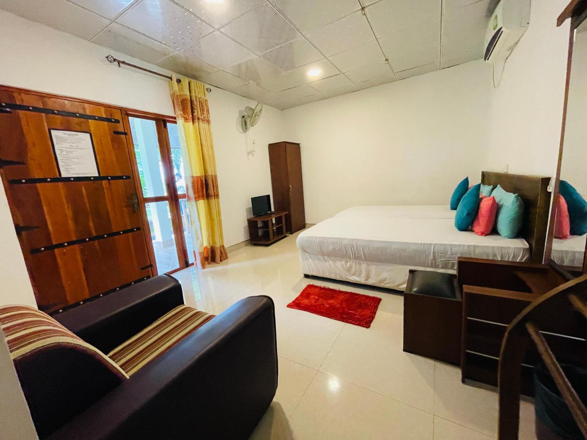 Tishan Holiday Resort Polonnaruwa Quarto foto