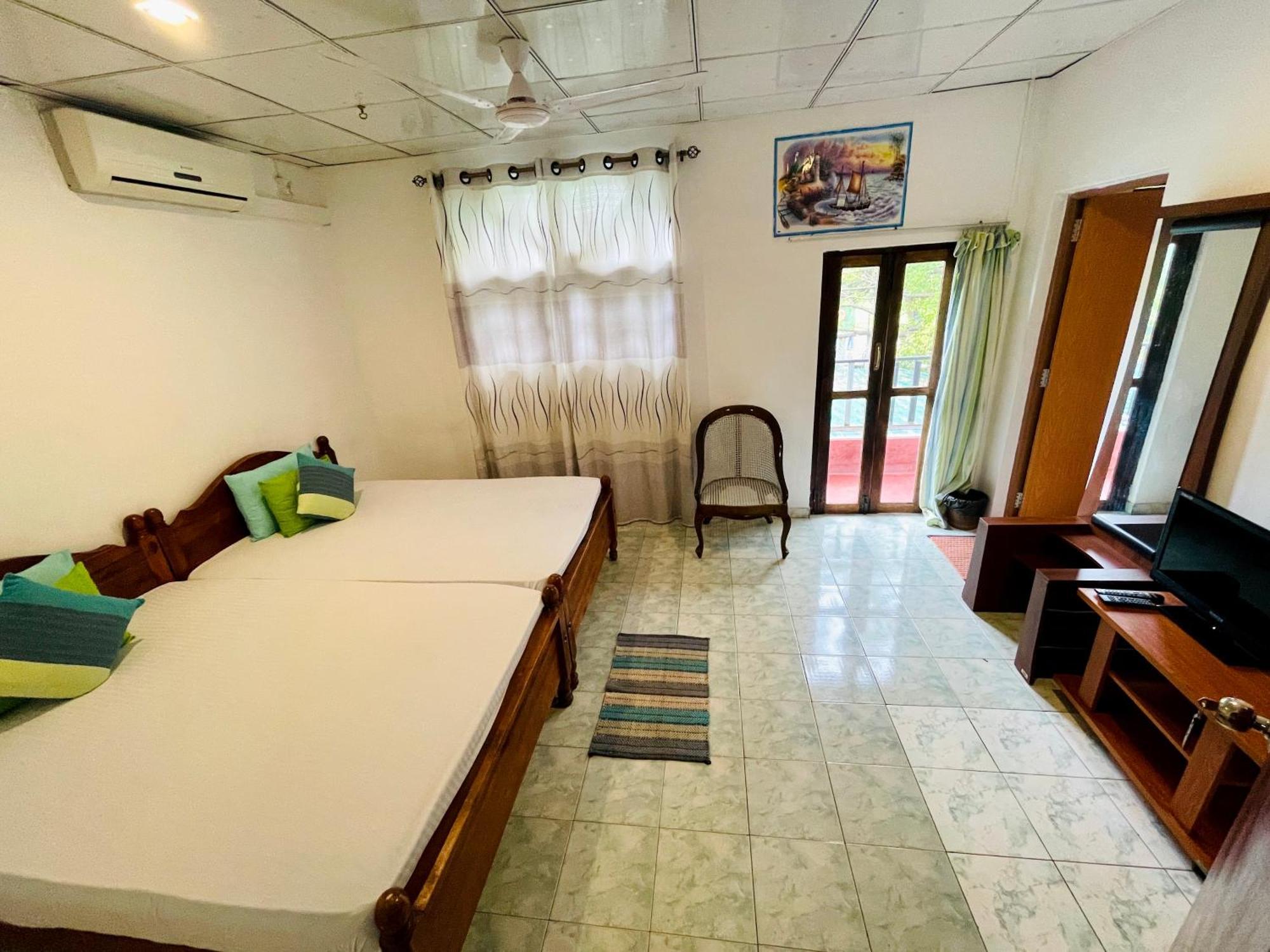 Tishan Holiday Resort Polonnaruwa Quarto foto